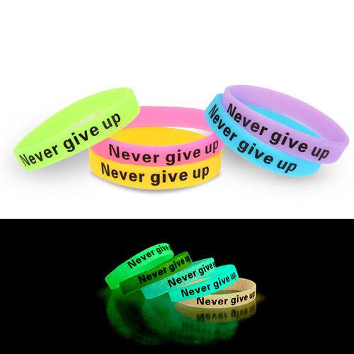 Eco-friendly hot sale gift silicone glow in dark wristband