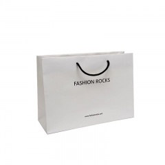 Wholesale Decorative Recyclable Fashion Gift Paper Bags with Your Own Logo